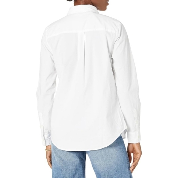 Amazon Essentials | Women's Basic White Button-Down Poplin Shirt (Size XL) - Picture 13 of 13